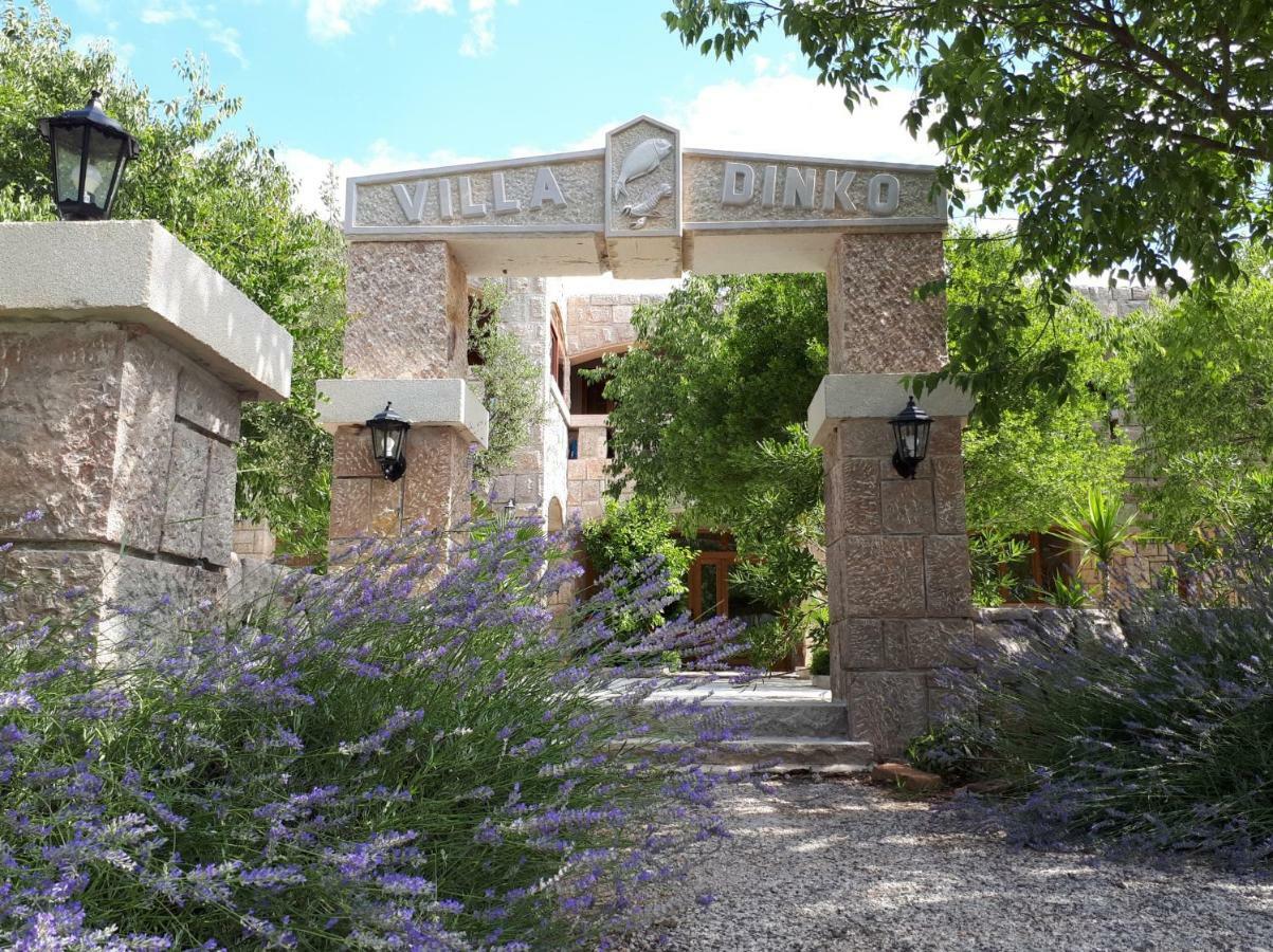 Apartmani I Sobe Dinko Starigrad Exterior photo