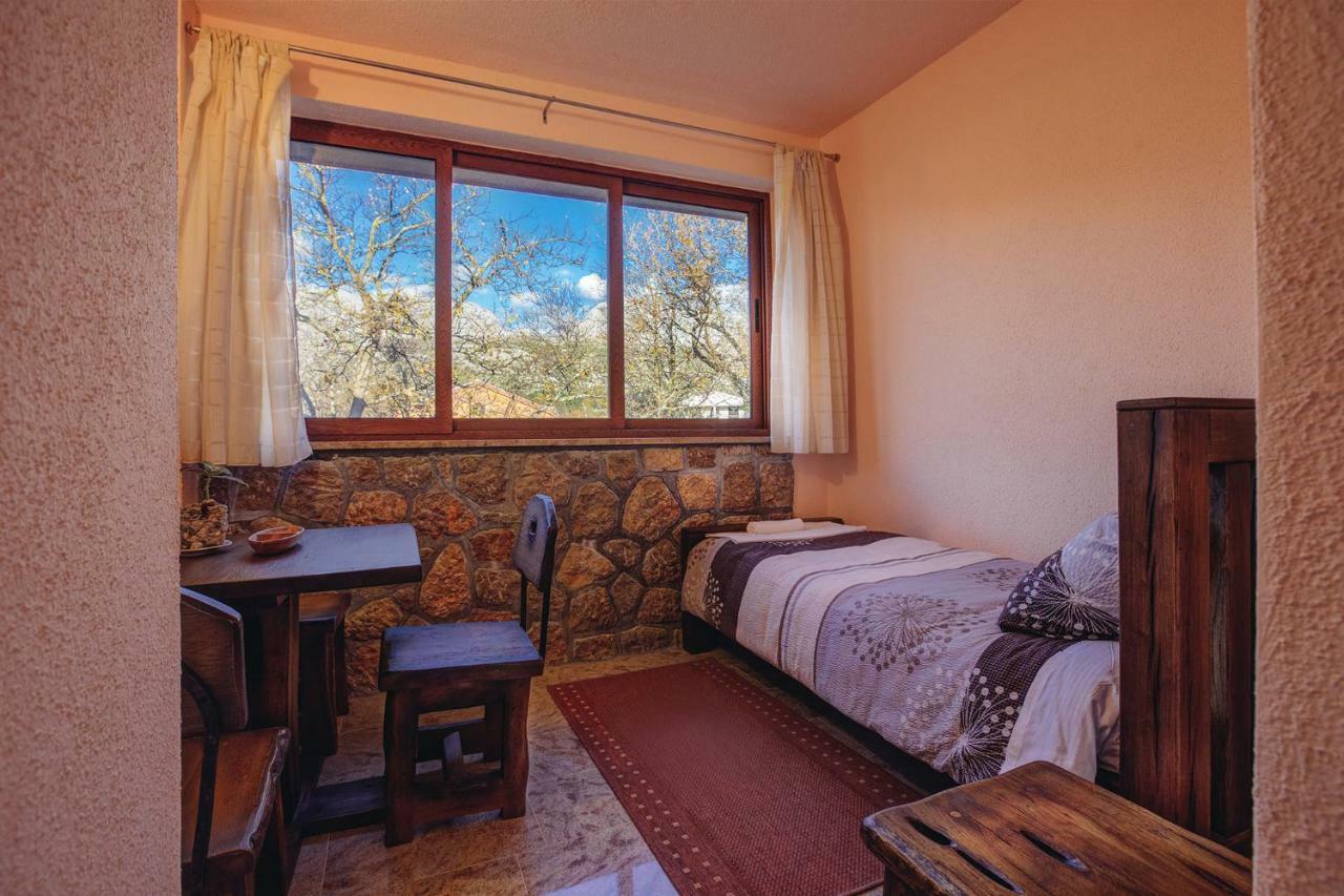 Apartmani I Sobe Dinko Starigrad Exterior photo